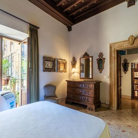 Pantheon Apartment - L'Angolo Nascosto Dei Quadri Rom Eksteriør billede