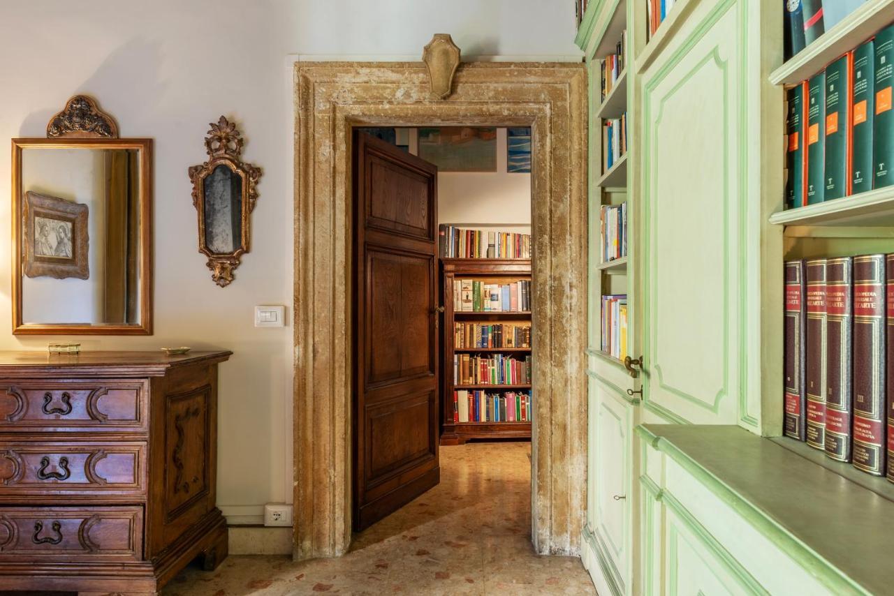 Pantheon Apartment - L'Angolo Nascosto Dei Quadri Rom Eksteriør billede