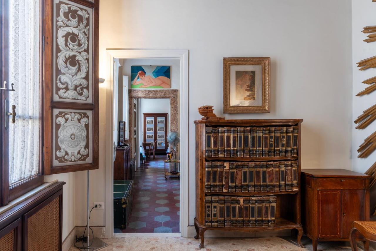 Pantheon Apartment - L'Angolo Nascosto Dei Quadri Rom Eksteriør billede
